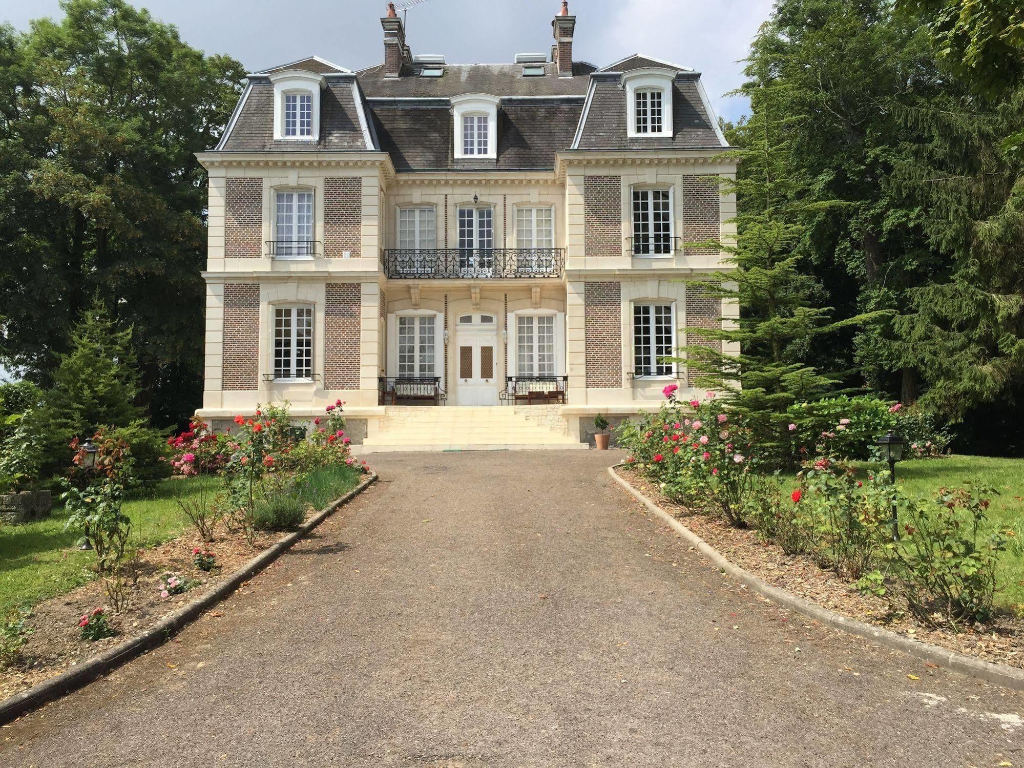Château d'Avesnes - Le Castelet Exterior foto